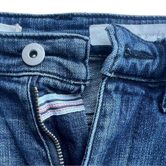 Anthropologie Pilcro and The Letterpress Embroidered Jean Shorts Size 27 - Picture 6 of 9